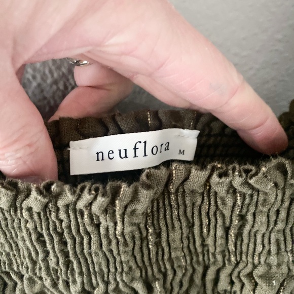 Neuflora 100% Linen Naomi Top - Picture 5 of 6